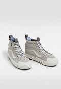 Deportivo de mujer gris VANS mte sk8-hi waterproof gray